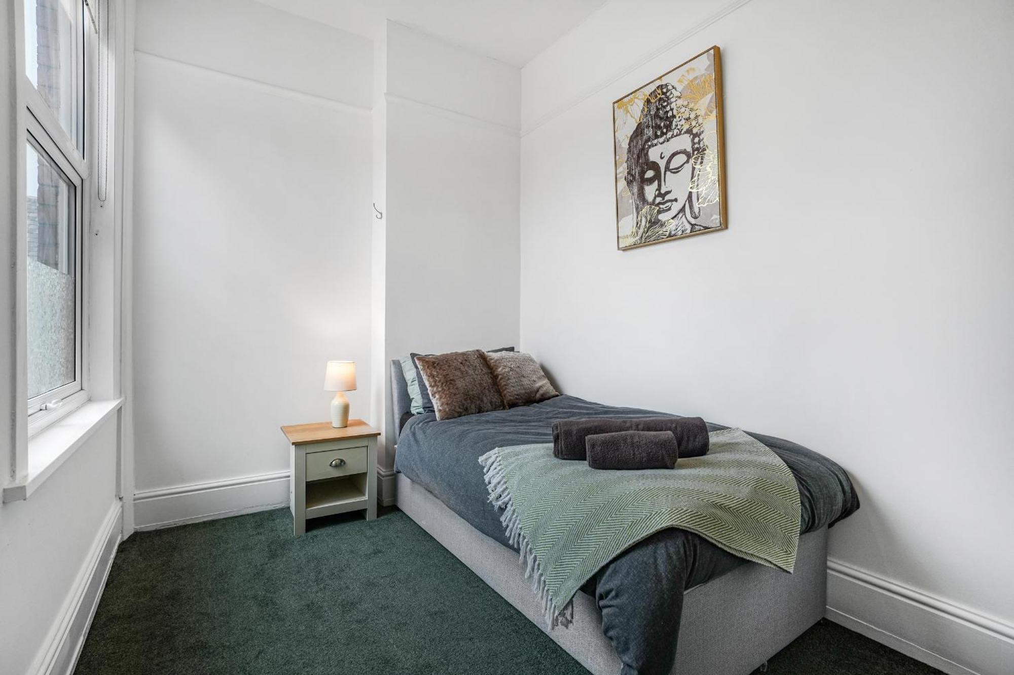 Appartement New 4-bed - - Free Parking Northampton